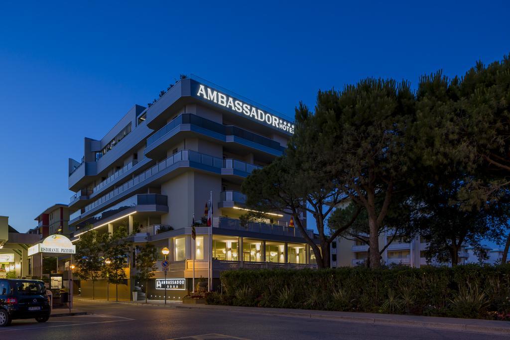 Hotel Ambassador บิบิโอเน ภายนอก รูปภาพ
