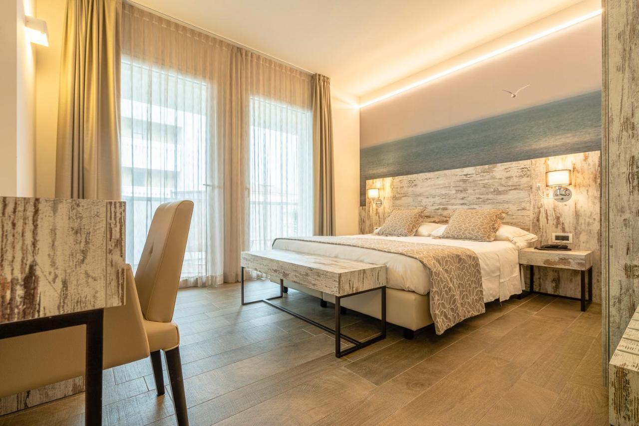 Hotel Ambassador บิบิโอเน ภายนอก รูปภาพ