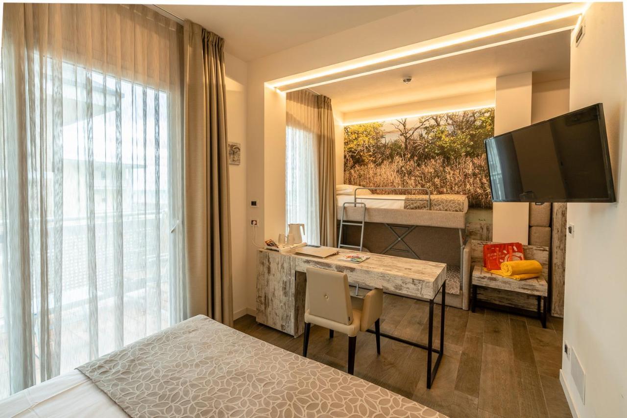 Hotel Ambassador บิบิโอเน ภายนอก รูปภาพ